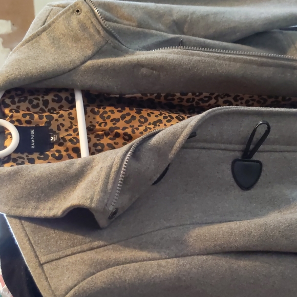 Trendy fall jacket - Picture 3 of 6